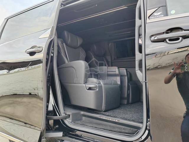 2025 Toyota VELLFIRE 2.4 Z PREMIER -BLACK INTERIOR - 5