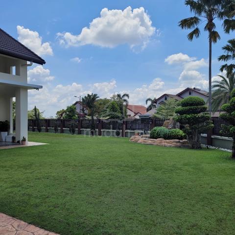 2 storey bungalow corner Lamai Permai Sek U5 Subang Bestari Shah Alam 1