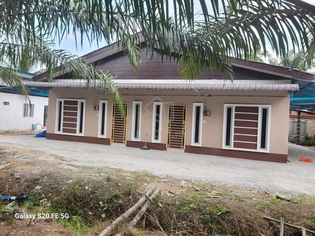 Rumah Baru di Hutan Melintang untuk di sewa 1