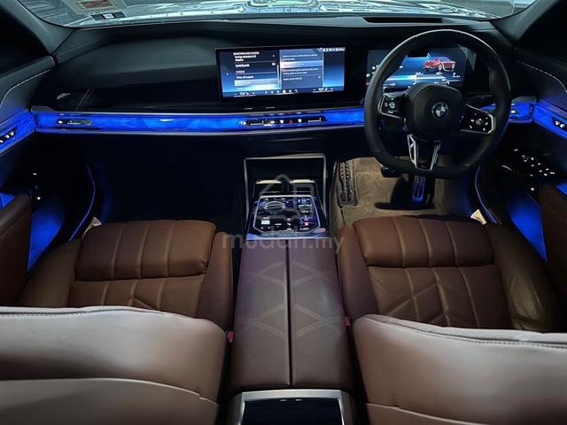 2023 BMW i7 XDRIVE60 (A) LOW MILEAGE! - 5