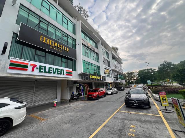 Persiaran Southkey Ground Floor 4 Storey Shop Lot Johor Bahru 1