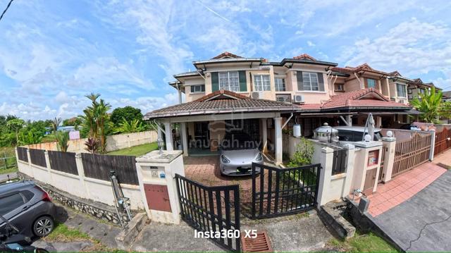 CORNER LOT Double Storey Terrace @ Ara Damansara 1