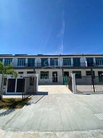 FACING OPEN ✅BRAND NEW Double Storey Taman Scientex jenjarom 1
