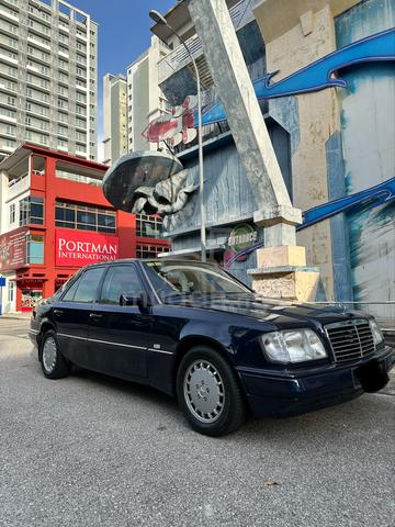 1995 Mercedes Benz 230E 2.3 (A) - 4