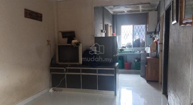 Pandan Indah Flat (Rumah Pangsa 610) 1