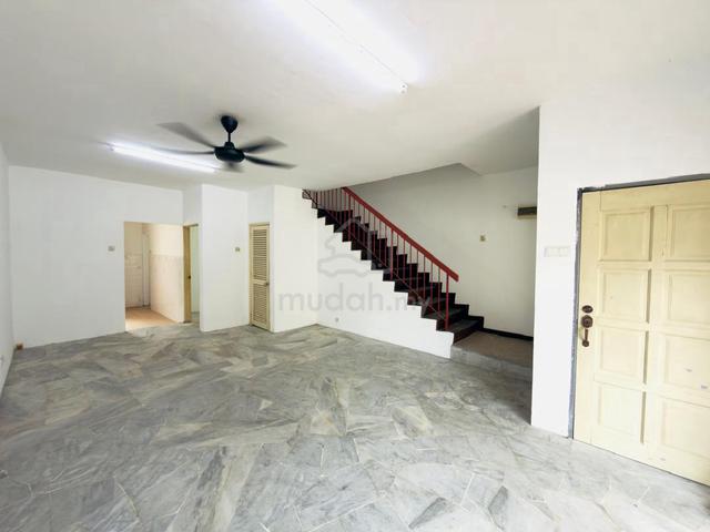 [MOVE IN} 2 sty FREEHOLD House, Bandar Country Homes, Desa 13, Rawan 1