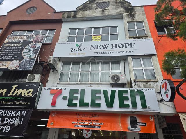 3rd Floor Shop Lot for Rent 1