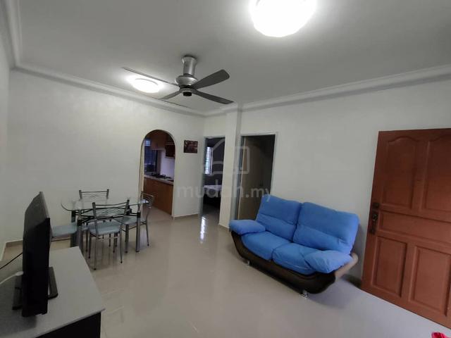Desa Ixora 1