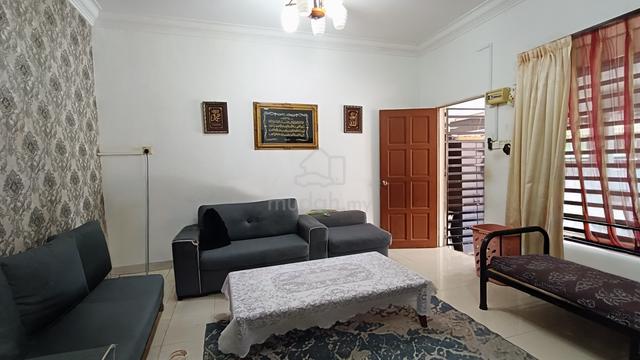 (Bellow Market)teres Dua Tingkat Taman Desa Tambun, Ipoh 1