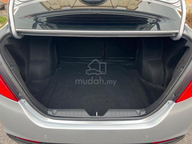 2017 Perodua BEZZA 1.3 PREMIUM X (A)LIKE NEW - 3