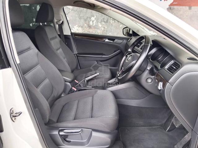 2016/17 Volkswagen JETTA 1.4 TSI (CKD) (A) FUL L@N - 4