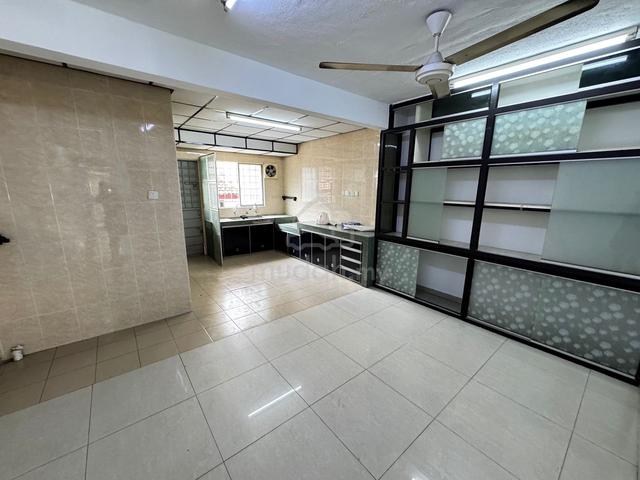 Freehold Low Cost 2sty House Taman University Indah Seri Kembangan SK 1