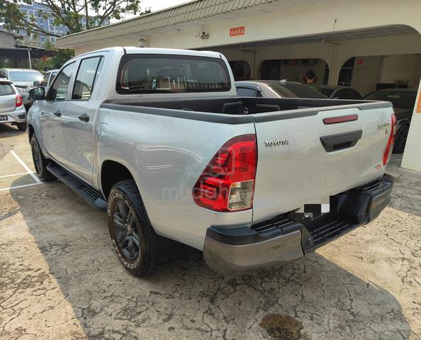 2022 Toyota HILUX 2.4 E (A) - 3