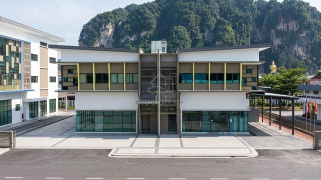 Batu cave joining unit factory , nice condition , ready for use 1