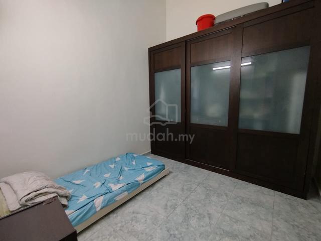 [RENOVATED] Single Storey Terrace, Pulau Gadong 3