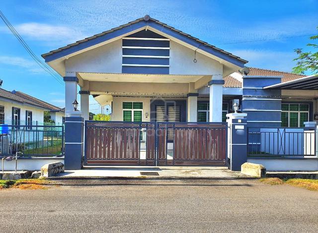 [RENOVATED/FURNISHED] Semi D, Taman Bukit Katil Damai, Bukit Katil MLK 1