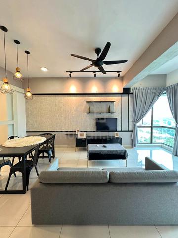 Lake Point Residence 1
