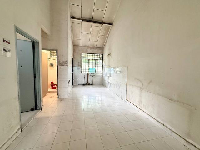 Taman Bintang Utama, Senai, 3 bedrooms, SIngle storey, original unit 1