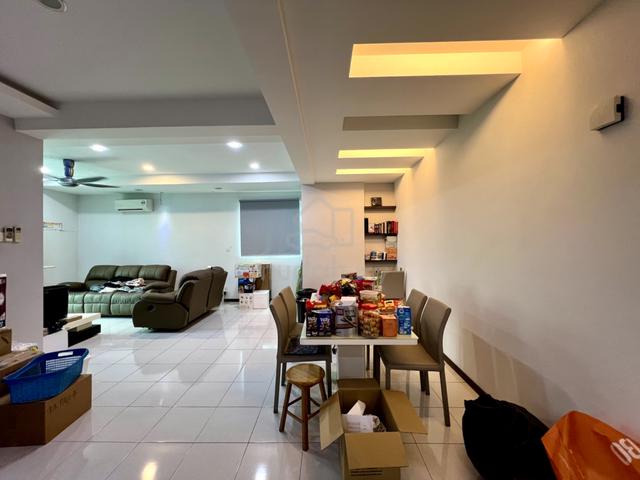 Capri Park Condominium 1