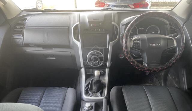 Full Loan 2020 Isuzu D-MAX 1.9L Manual - 5
