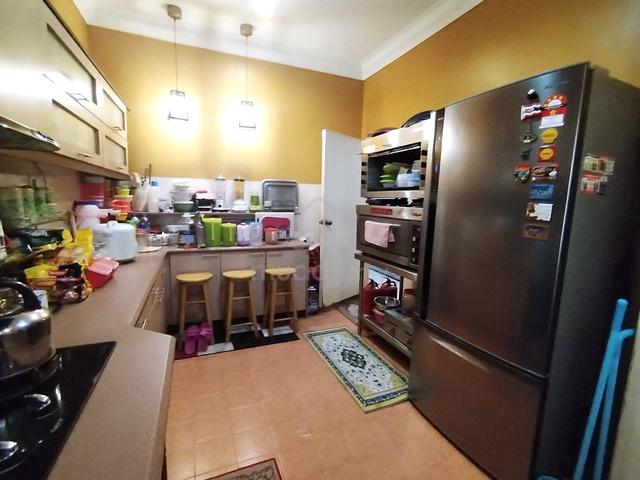 20' x 70' RENOVATED 🤩 Double Storey Seksyen 23 @ Shah Alam FOR SALE! 5