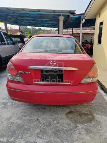 Nissan Sentra 1.6cc manual thn 2010 (3 digit plat) - 3