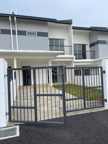 Double Storey Terrace,Taman Puncak Warisan, kulai - Kota Tinggi 1