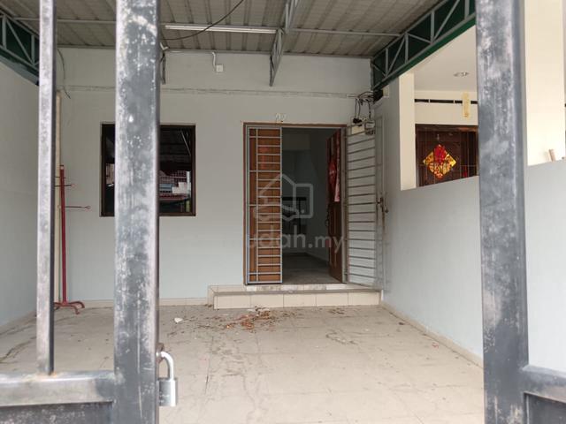 Taman Muda 2 Sty Terr Hse 2R2B 700sf Kitchen Extend Non Bumi Ampang KL 1