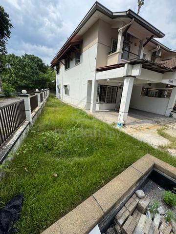 Taman Dagang Avenue Ampang 2sty corner Below Market 100k Gated Guarded 1