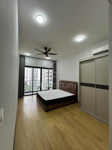 Nearby CIQ / Free Aircond / Direct owner / Deposit 1+1 / Shuttle Bus 1