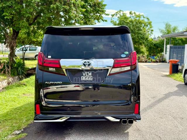 ON THE ROAD 2015 Toyota ALPHARD 2.5 (A) - 5