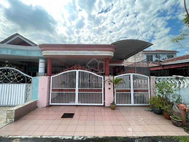 RENOVATED 1.5 Storey Terrace Taman Cempaka Sari, Klang Utama 1
