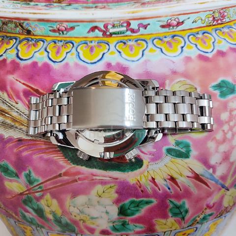 Carousel Image