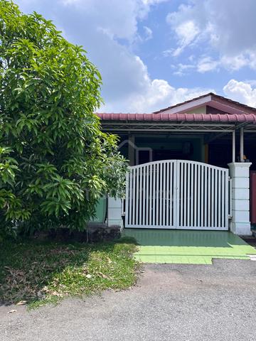 Rumah Taman Vista Jaya Lukut Port Dickson untuk dijual 1