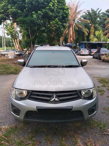 2013 Mitsubishi TRITON 2.5 LITE KA4TNJNMFR (M) - 1