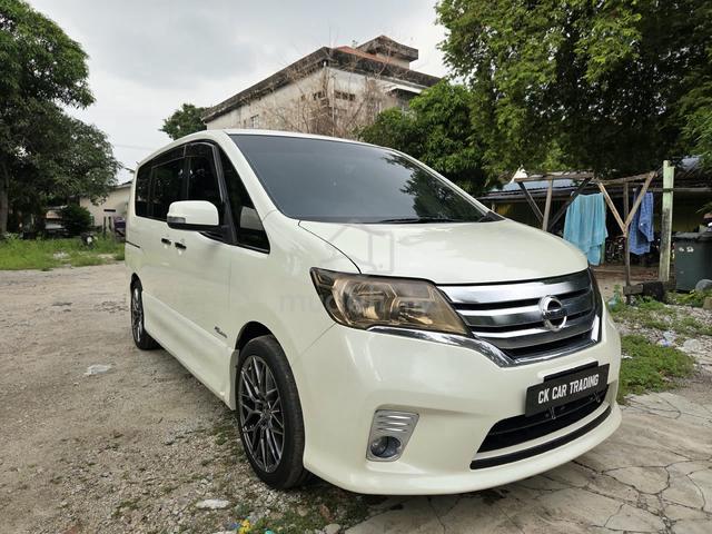 2013 Nissan SERENA 2.0 S-HYBRID HIGHWAY STAR - 1