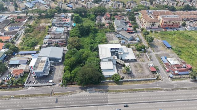 Commercial Freehold Land Double Frontage Mainroad Pelabuhan Klang 1