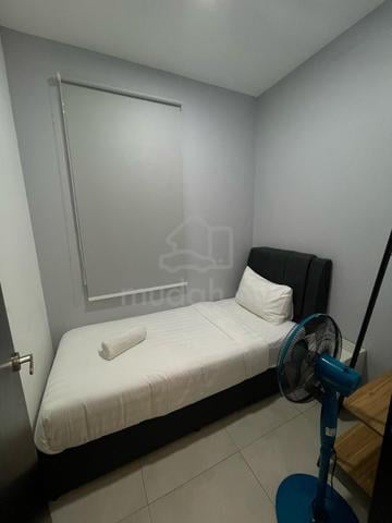 Neu Suites Ampang (near LRT Jelatek 5 min walk and beside GKL) 1