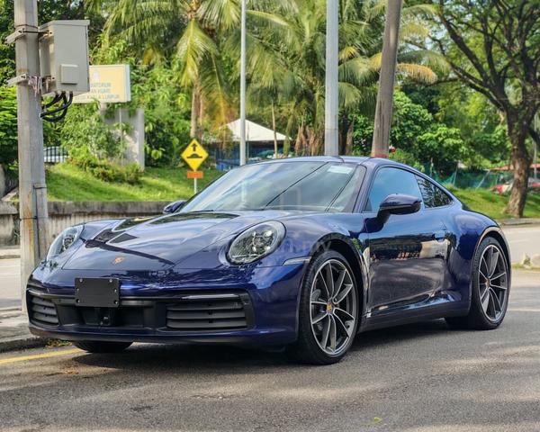 RED INTERIOR JPN SPEC 2023 Porsche 911 3.0 CARRERA - 2