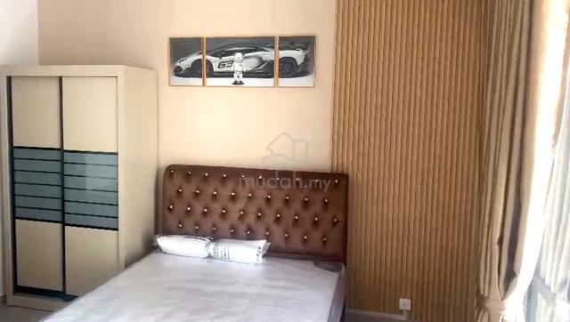 YOLO Signature Suites 1