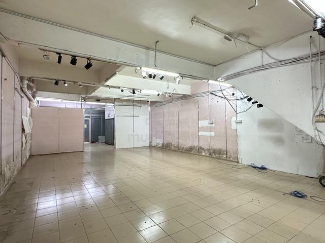 Chow Kit - 4 storey Endlot Shop with Cargo Lift 1
