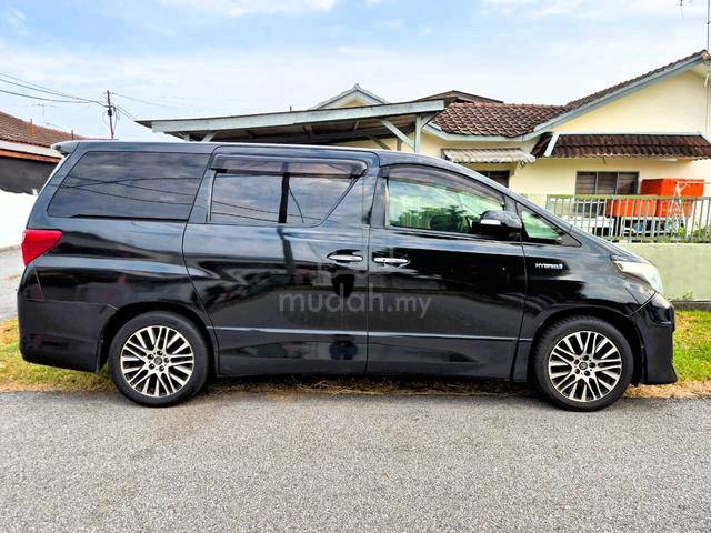 2013 Toyota ALPHARD 2.4 HYBRID Executive Lounge - 3