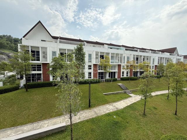 Emerald Hill Alam Damai Cheras Dobule Storey Terrace House For Sale 1