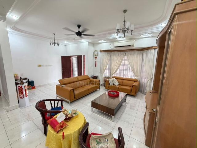 Taman Perling, Jalan Layang, Terrace 22x75, Gated Guarded, Renovated 1