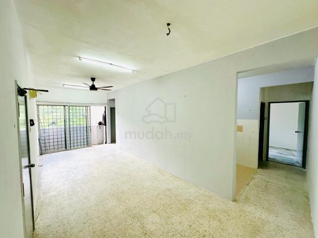 Sri Raya Apartment 1