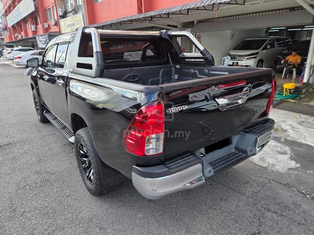2017 Toyota HILUX 2.8cc G VNT (FREE 1 YEAR WRTY) - 4