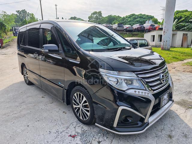 2015 Nissan SERENA 2.0 S-HYBRID H/STAR IMPULBUMPER - 2