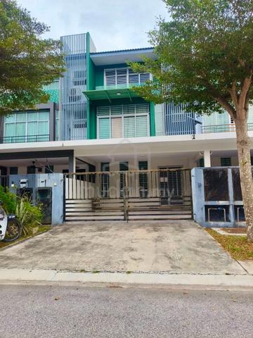 Furnished 3 Storey Terrace Bangi Avenue Near Bandar Seri Putra 1