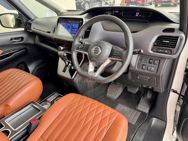 Nissan Serena 2.0L Premium Power Boot U/Warranty - 5