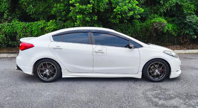 Kia CERATO 1.6 K3 (A) 6 Speed 2014 Terbaik - 3